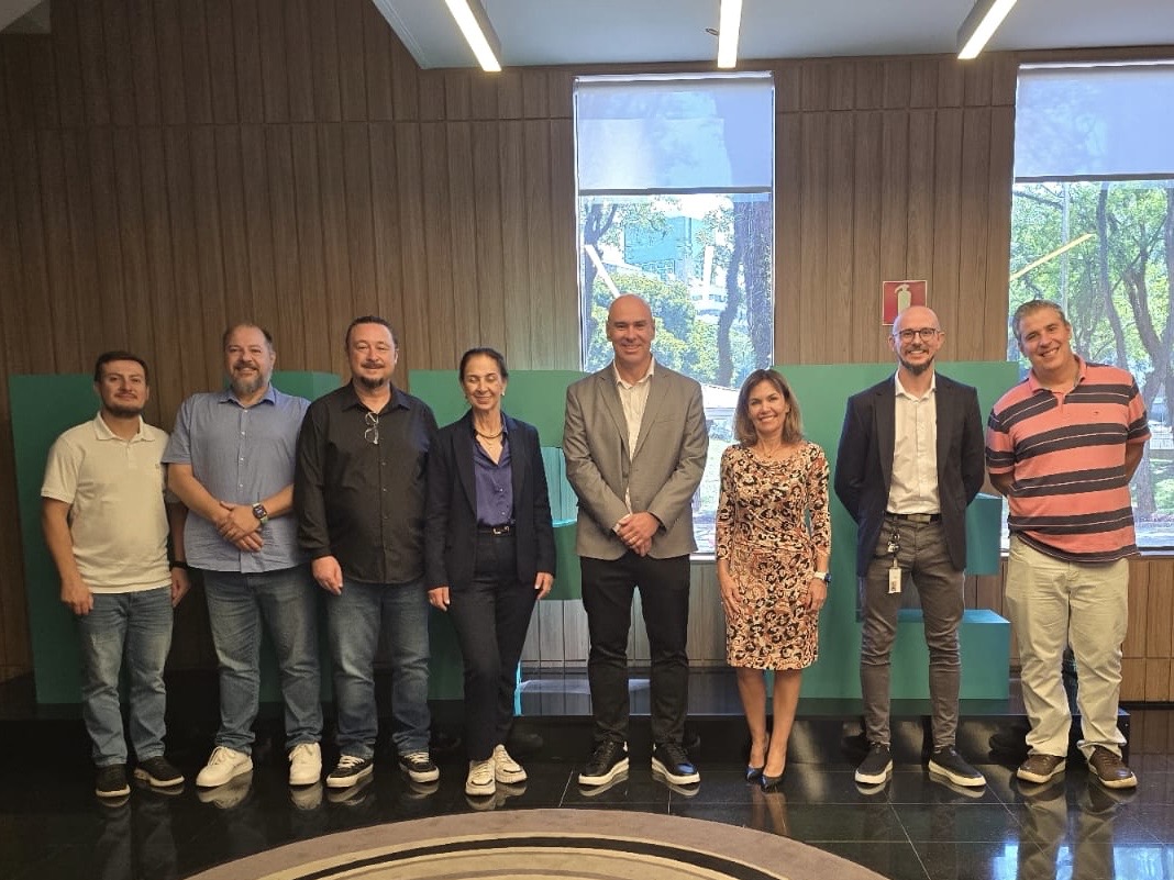 HPE Brasil São José dos Pinhais visita sobre IA e Datacenter Municipal