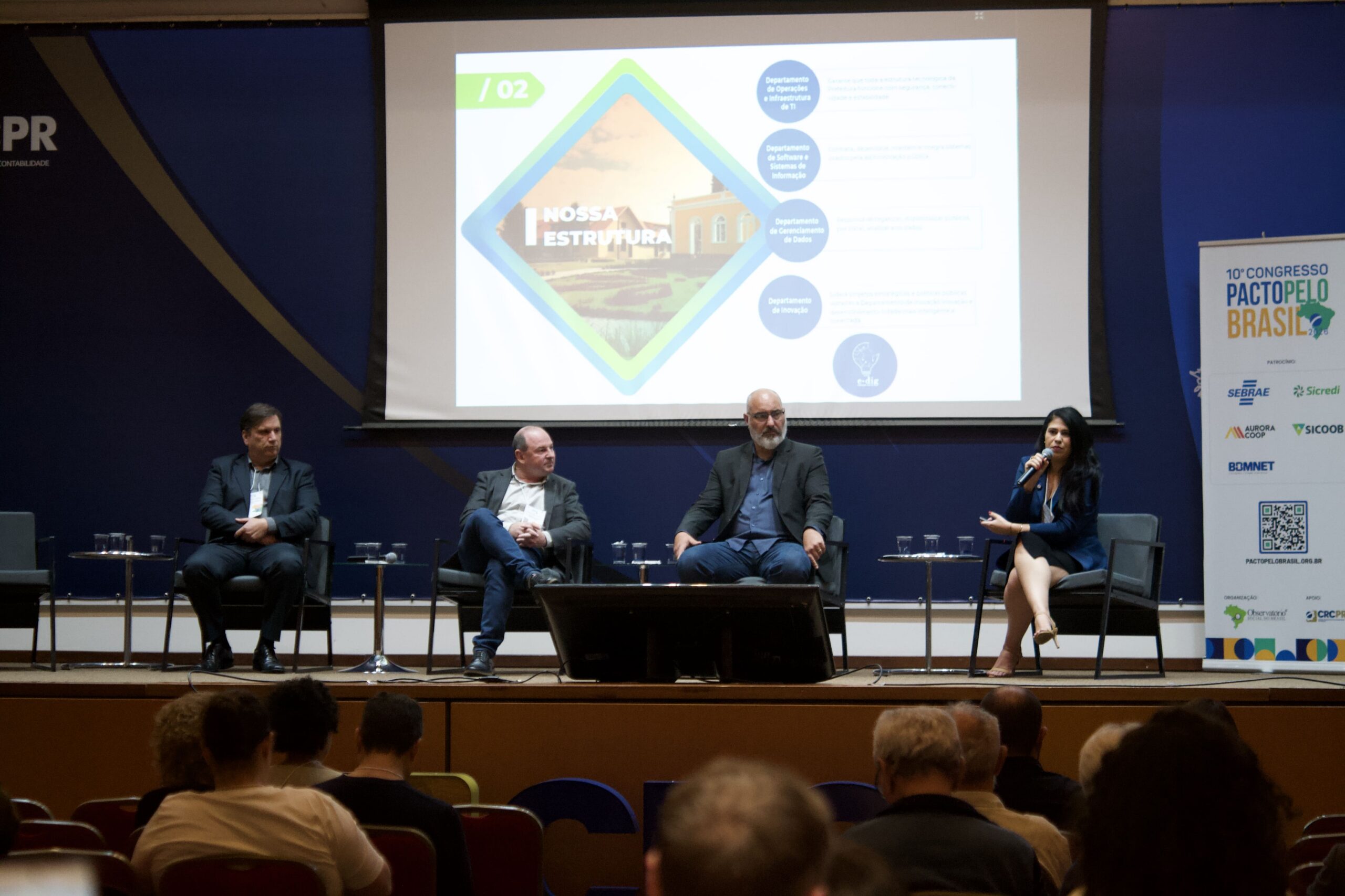 Representantes da SIMOT de São José dos Pinhais participando de painel no 10º Congresso Pacto pelo Brasil 2026.